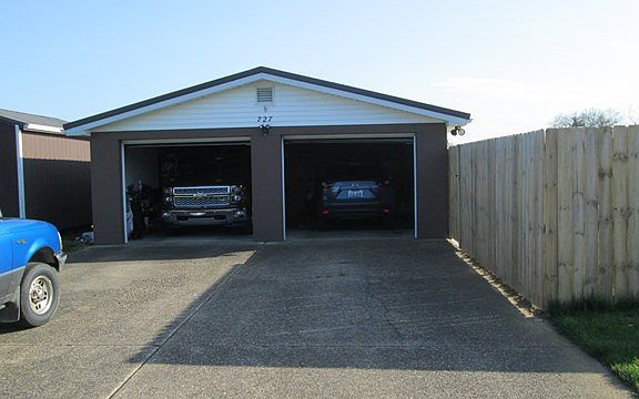 3rd image of 727 Jersey Heights Dr