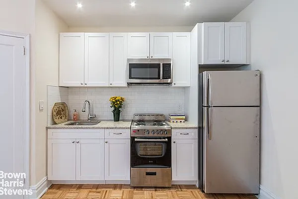 Rented by Brown Harris Stevens | media 6