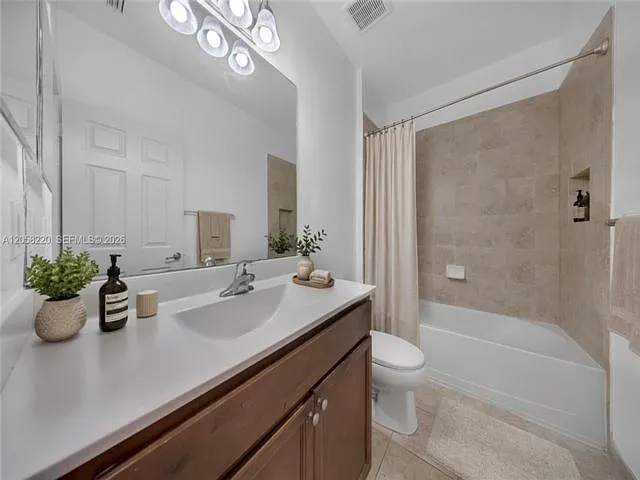 3952 Devenshire Ct — Photo 11