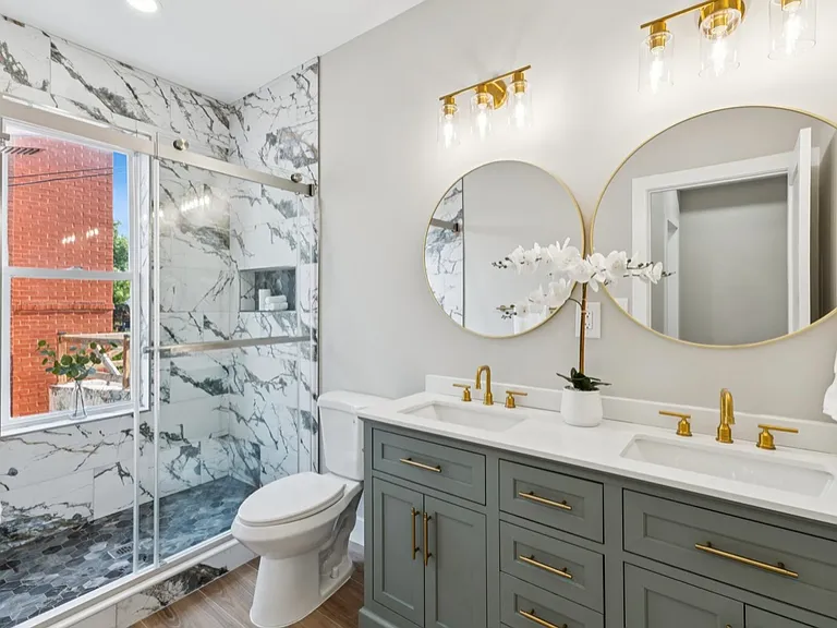 344 Elm St NW — Photo 9