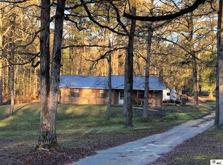 196 N Spillway Rd, Farmerville, LA 71241
