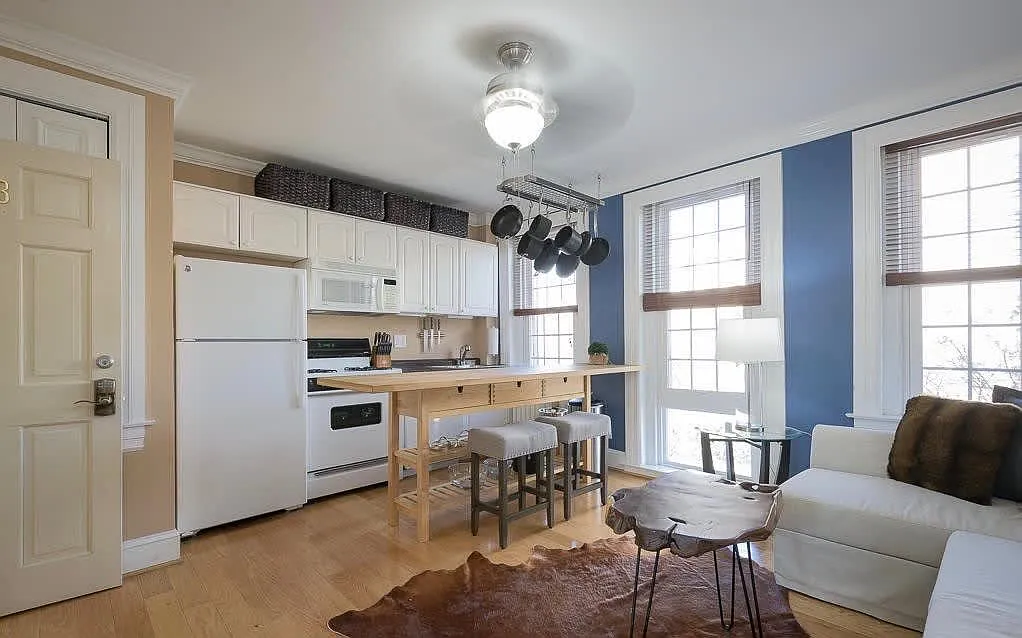 1 bed, 340 sqft, $3,500 — Photo 2