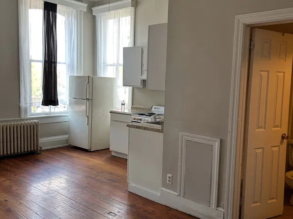 321 N Loudoun St APT 1A, Winchester, VA 22601