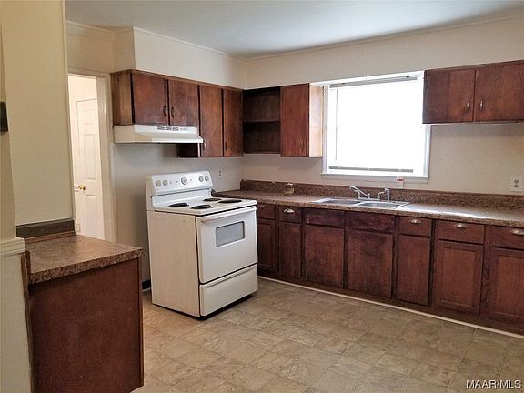 4th image of 316 Sumerset Ln