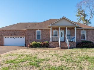 108 Summerlin Dr, Gallatin, TN 37066