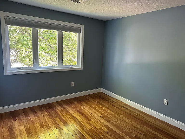 60 Heather Ct — Photo 13
