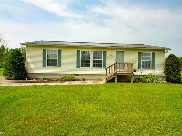 3453 Knowlton Rd, Rock Creek, OH 44084