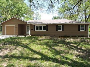 802 Lawrence Ave, Lawrence, KS 66049