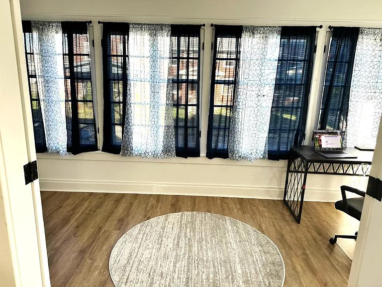 705 Bedford Ave — Photo 13