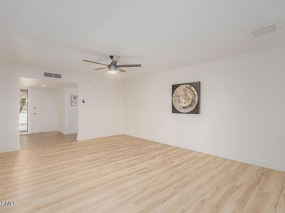 5th image of 12307 W PARKWOOD Drive