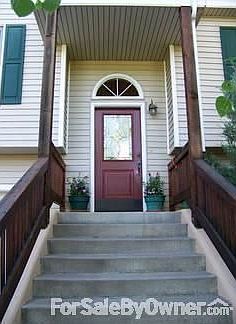 The leaded glass entry door