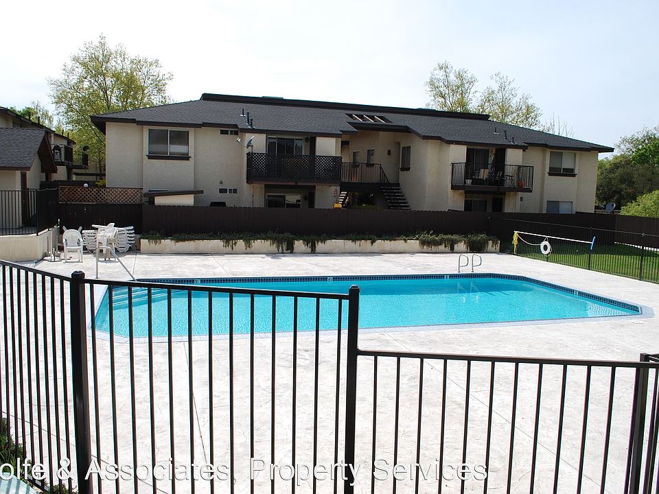 2nd image of 9317 Jornada Ln APT 3
