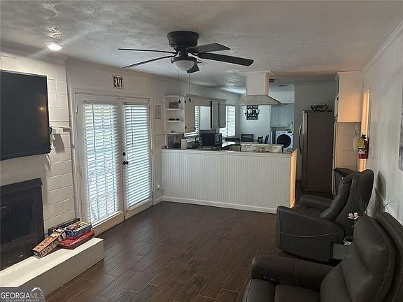 4th image of 524 Rowland Rd
