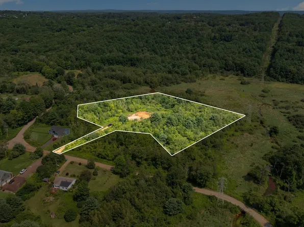 11 Old West Brookfield Rd, North Brookfield, MA 01535