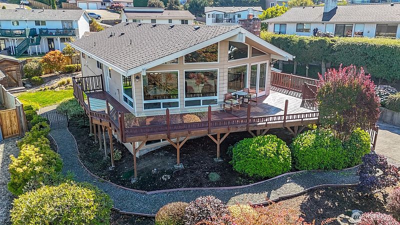 2nd image of 29816 2nd Avenue SW