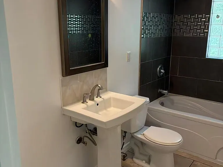 4276 Bethesda Rd — Photo 13