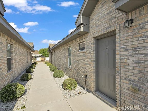 4th image of 403 Teague Ave