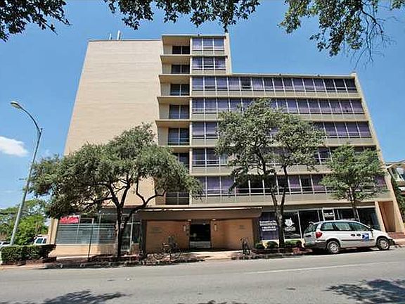 2nd image of 1800 Lavaca St APT 214
