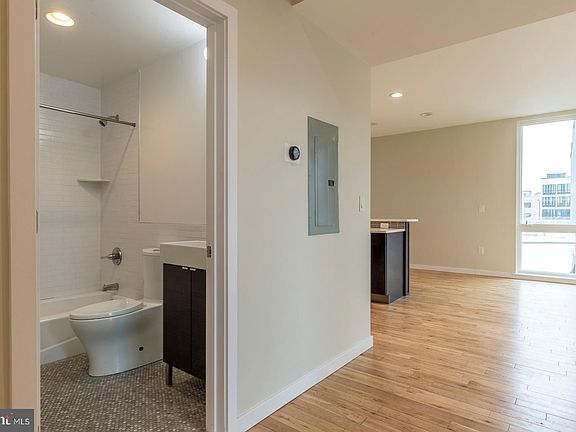 3rd image of 1317 Frankford Ave #C