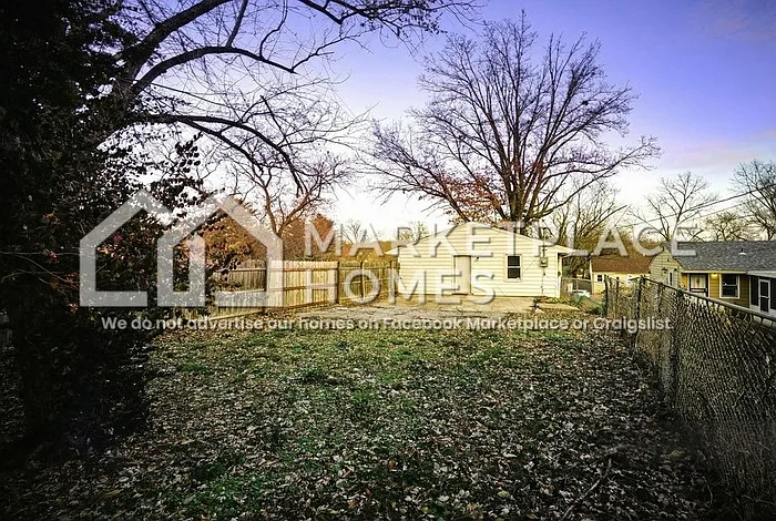 650 Robert Ave — Photo 19
