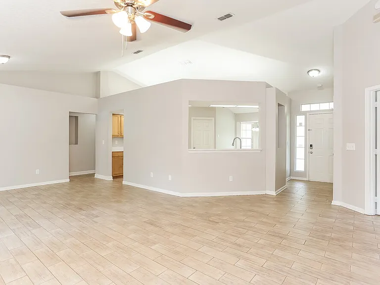 4408 Jiggermast Ave — Photo 3