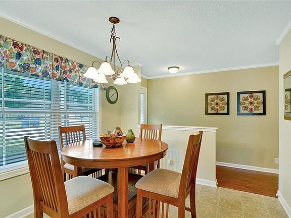 5th image of 125 Southwinds Dr