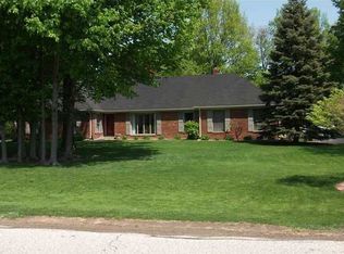 9032 Lantern Ln, Indianapolis, IN