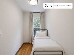 1521 York Ave #C, New York, NY 10028