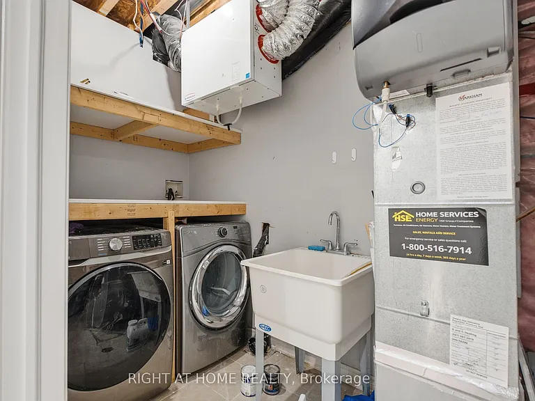 201 Donald Sim Ave #BASEMENT — Photo 26