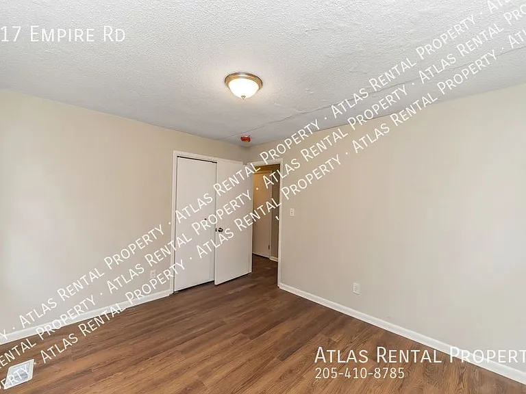 917 Empire Rd — Photo 11