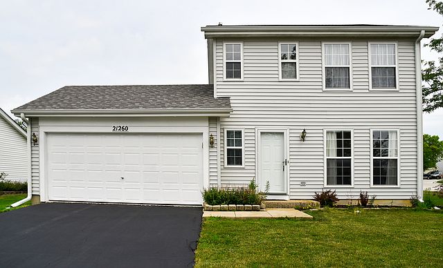 1st image of 21260 W Creston Ct