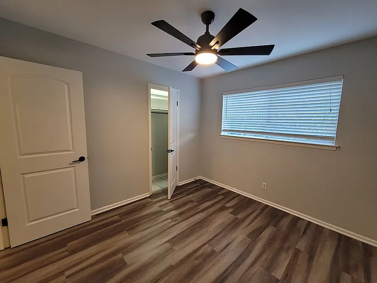 219 W Silversands Dr #5 — Photo 14