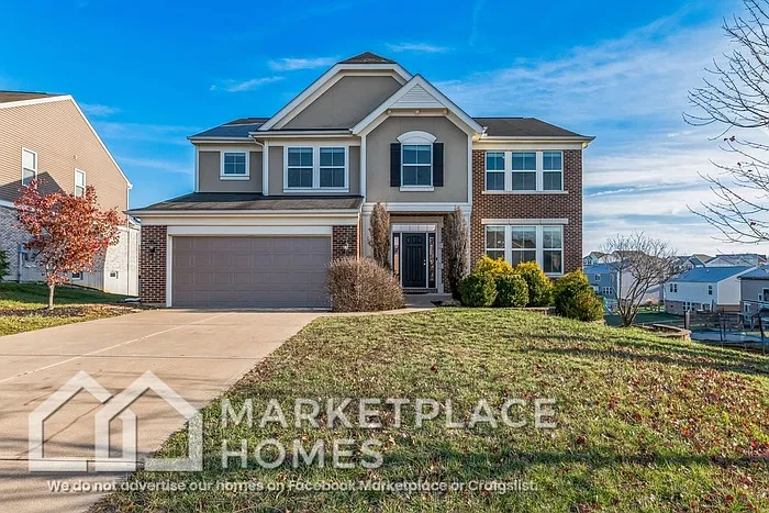 4 bed, 2.5 bath, 2804 sqft, $2,595 — Photo 1