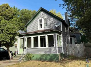 1136 Jackson St, Rockford, IL 61107