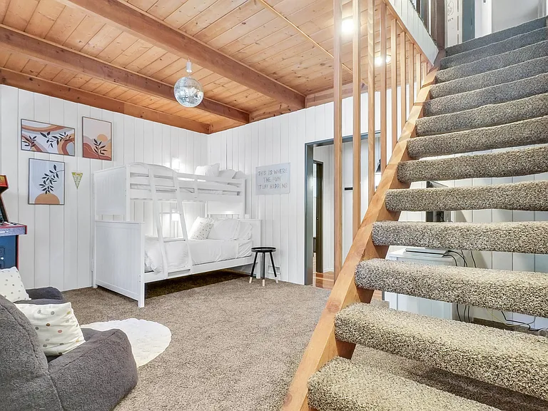 32794 Cougar Ln — Photo 12