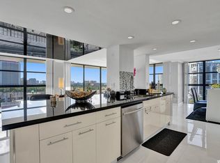 200 Leslie Dr APT 930, Hallandale, FL 33009