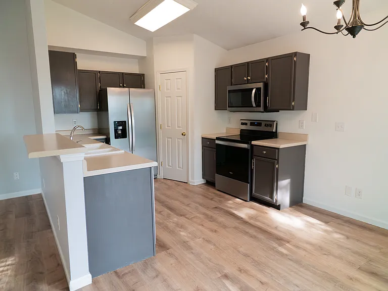 165 Nahcotta Dr — Photo 6