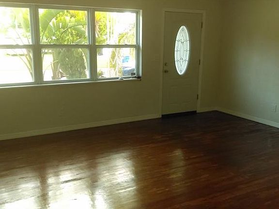 3rd image of 3598 Abington Ave S