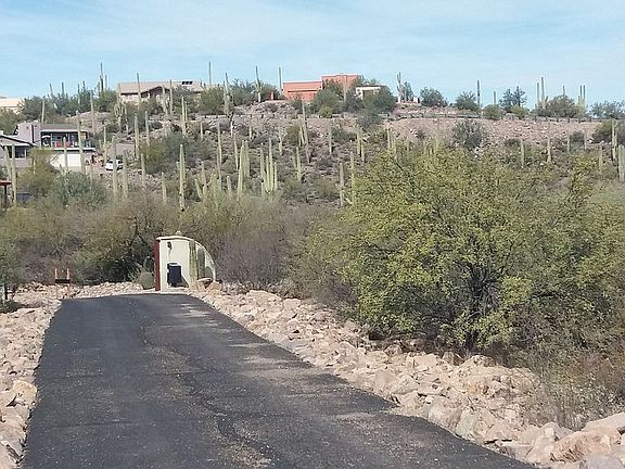 3rd image of 4370 W Camino De Venias