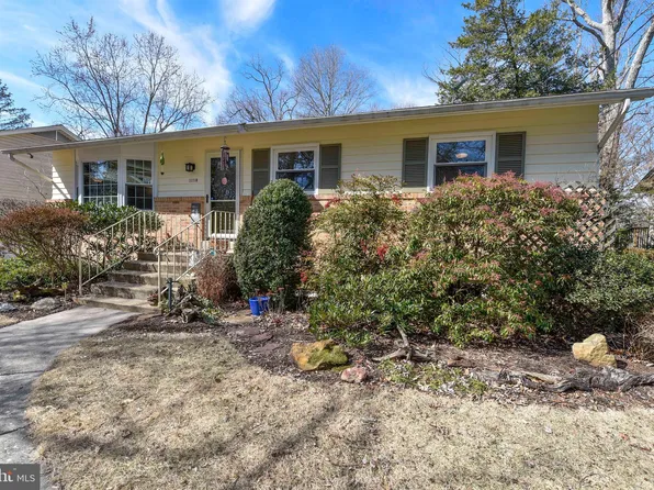 1118 Severnview Dr, Crownsville, MD 21032