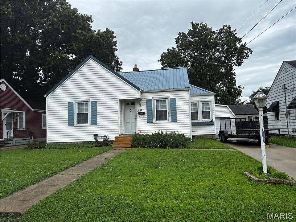 1st image of 3407 Leo St
