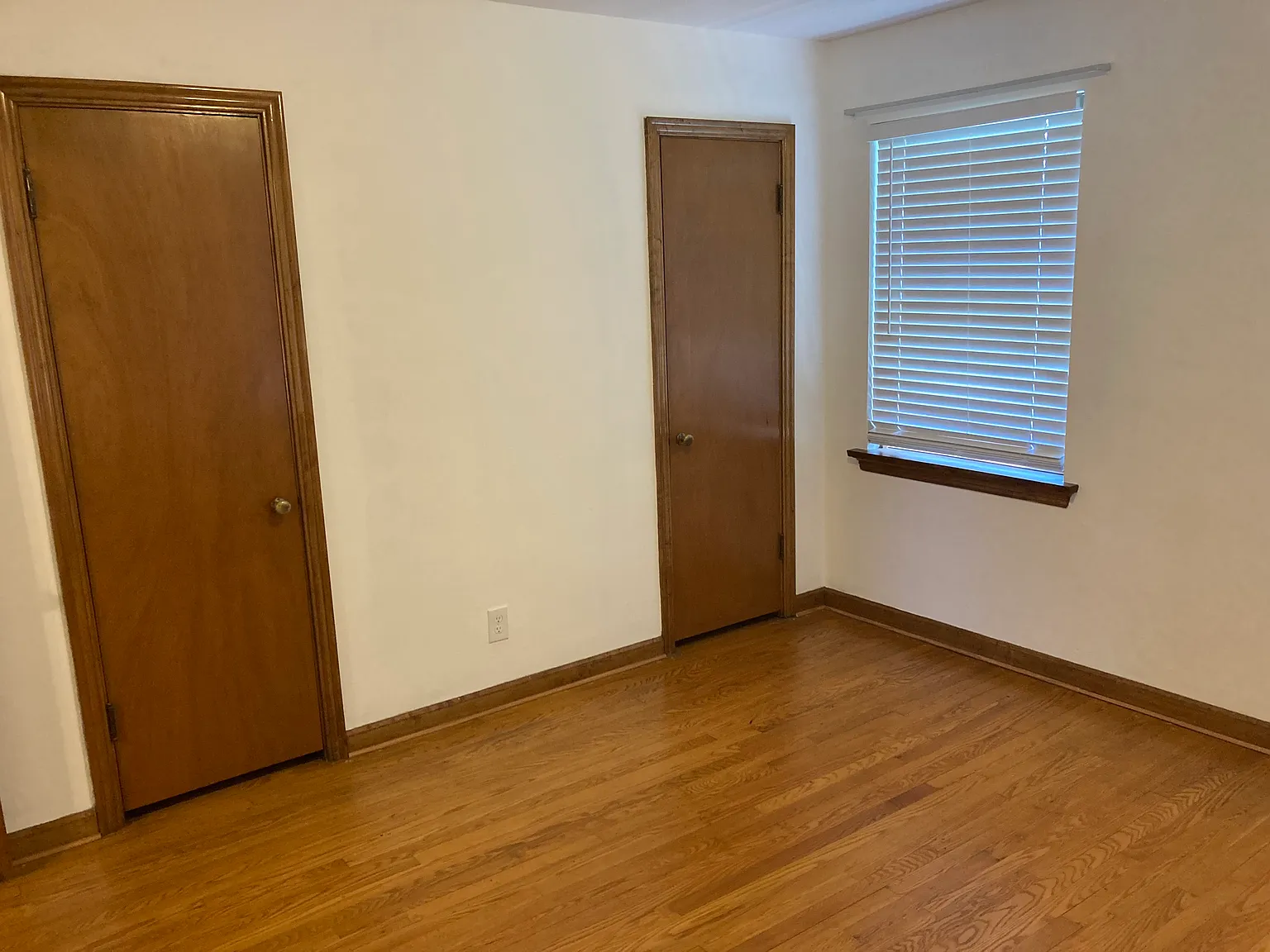 2 bed, 2000 sqft, $1,660 — Photo 2