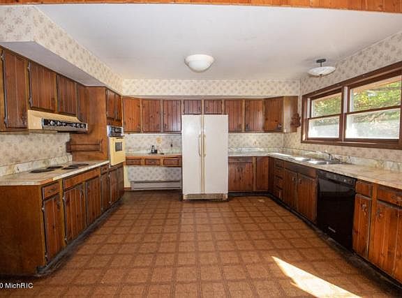 3rd image of 67100 Ponderosa Dr