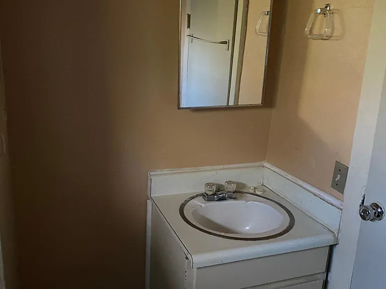 5545 Thistledown Dr — Photo 13