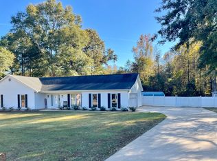 105 Hawthorne Cir, Lagrange, GA 30240