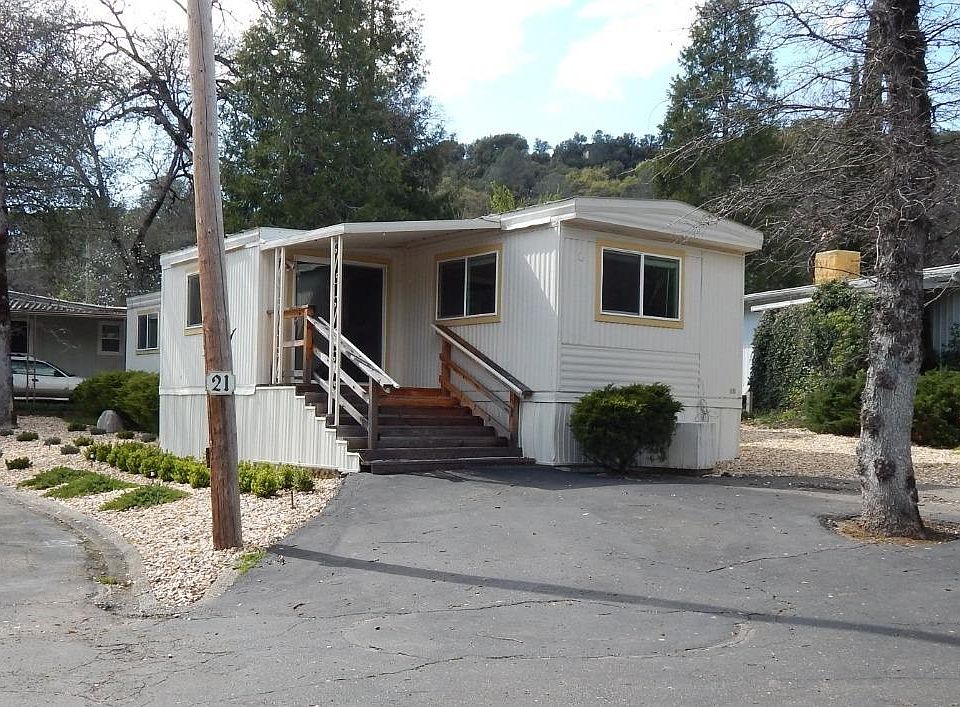 1st image of 2900 Park Way Dr #21