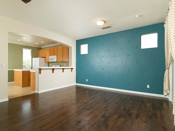4th image of 5723 Baywood Way