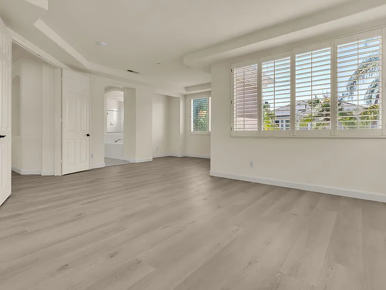 10 Clearwater Cv — Photo 37