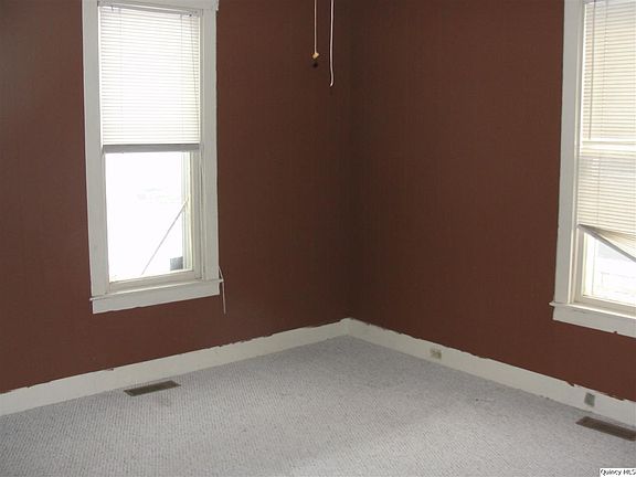 Home for Sale in Quincy, IL $39,900