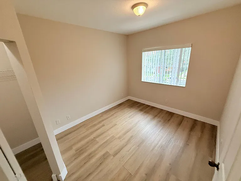 905 N Santa Catalina Cir #905 — Photo 15